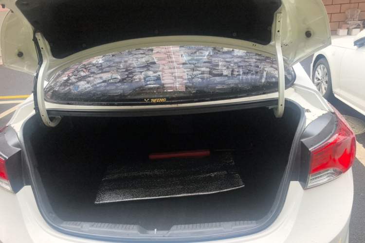 Used Hyundai Elantra (5th Generation / Langdong) 2012 1.6L Automatic Leading Model Trunk
