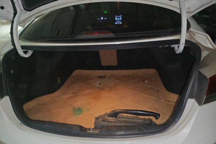 Used Hyundai Elantra (5th Generation / Langdong) 2012 1.6L Manual Leading Model Trunk