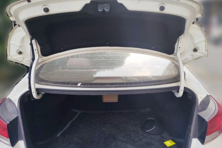 Used Hyundai Elantra (5th Generation / Langdong) 2012 1.6L Manual Leading Model Trunk