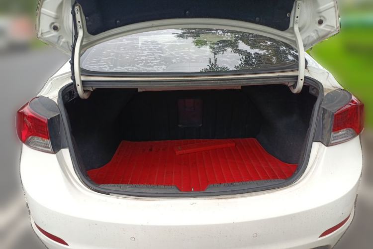Used Hyundai Elantra (5th Generation / Langdong) 2012 1.6L Automatic Leading Model Trunk