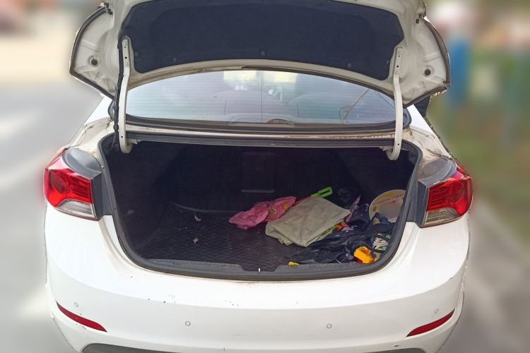 Used Hyundai Elantra (5th Generation / Langdong) 2012 1.6L Manual Leading Model Trunk
