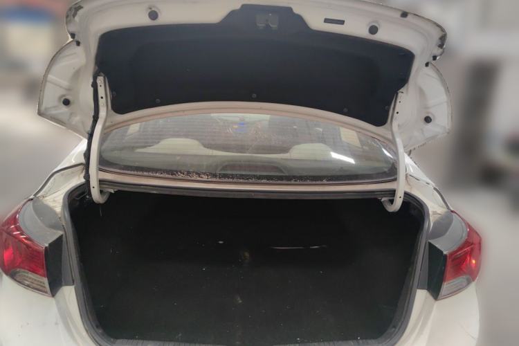 Used Hyundai Elantra (5th Generation / Langdong) 2012 1.6L Automatic Fashion Edition Trunk
