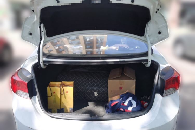 Used Hyundai Elantra (5th Generation / Langdong) 2012 1.6L Manual Fashion Edition Trunk