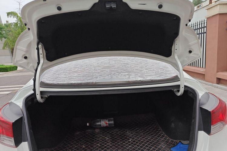 Used Hyundai Elantra (5th Generation / Langdong) 2012 1.6L Manual Leading Model Trunk