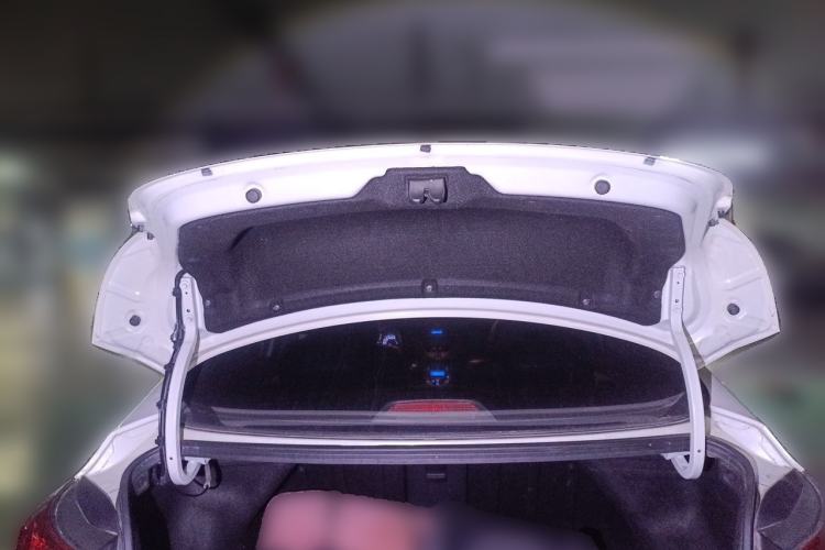 Used Hyundai Elantra (5th Generation / Langdong) 2012 1.6L Automatic Prestige Model Trunk