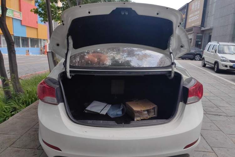 Used Hyundai Elantra (5th Generation / Langdong) 2012 1.6L Automatic Leading Model Trunk