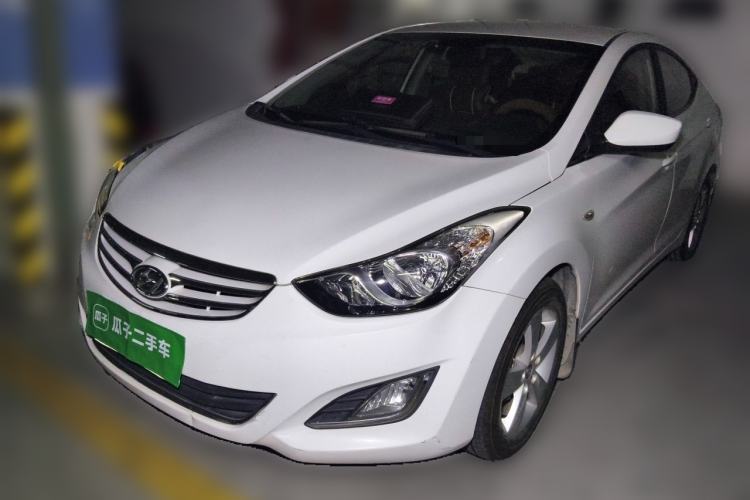 Hyundai Elantra (5th Generation / Langdong) 2012 1.6L Automatic Fashion Edition с пробегом Guazi used car, China used car export, Used car for sale, Used cars, Cheapest cars for sale