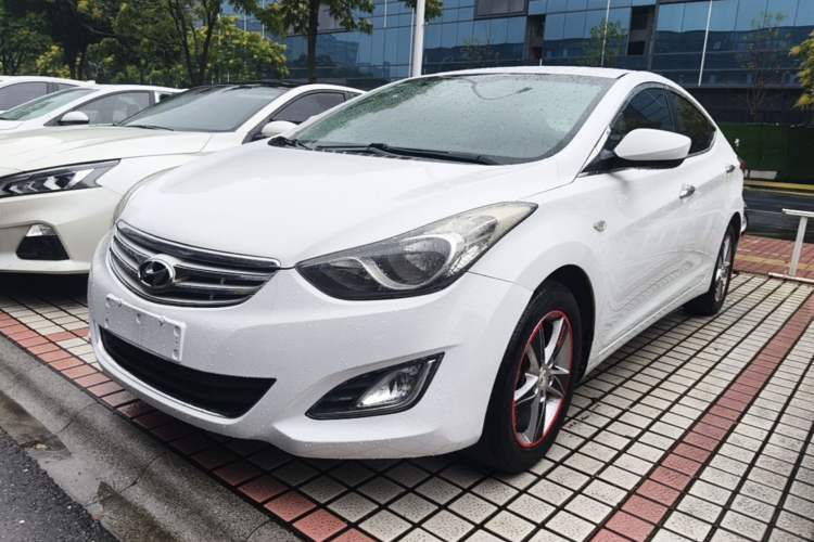 Used Hyundai Elantra (5th Generation / Langdong) 2012 1.6L Automatic Fashion Edition Guazi used car, China used car export, Used car for sale, Used  cars, Cheapest cars for sale