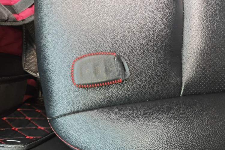 Used Hyundai Elantra (5th Generation / Langdong) 2012 1.6L Manual Leading Model Vehicle Key