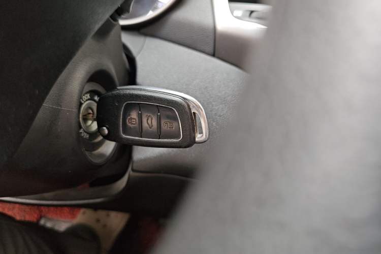 Used Hyundai Elantra (5th Generation / Langdong) 2012 1.6L Automatic Fashion Edition Vehicle Key
