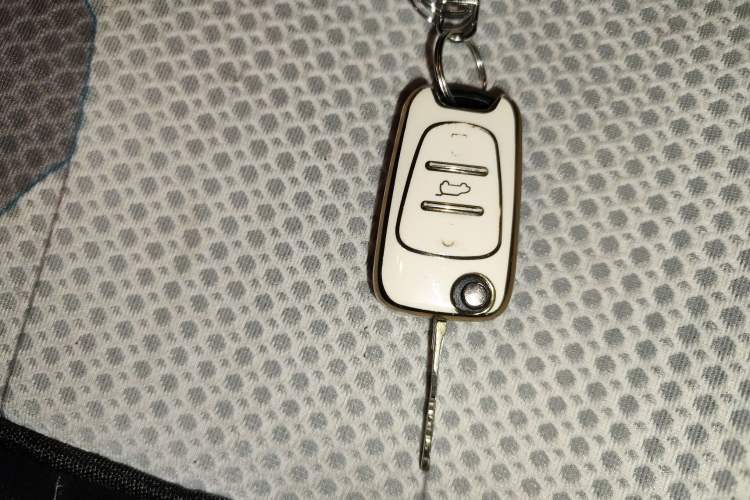Used Hyundai Elantra (5th Generation / Langdong) 2012 1.6L Automatic Fashion Edition Vehicle Key