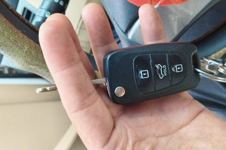 Used Hyundai Elantra (5th Generation / Langdong) 2012 1.6L Automatic Fashion Edition Vehicle Key