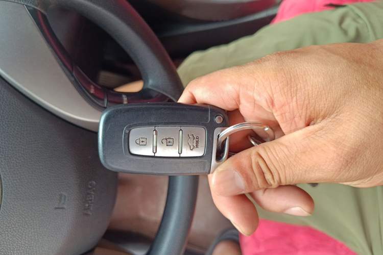 Used Hyundai Elantra (5th Generation / Langdong) 2012 1.6L Manual Leading Model Vehicle Key
