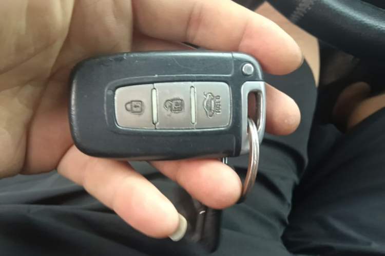 Used Hyundai Elantra (5th Generation / Langdong) 2012 1.6L Automatic Leading Model Vehicle Key