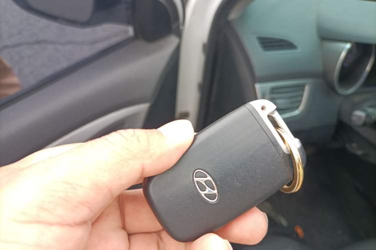 Used Hyundai Elantra (5th Generation / Langdong) 2012 1.6L Automatic Leading Model Vehicle Key