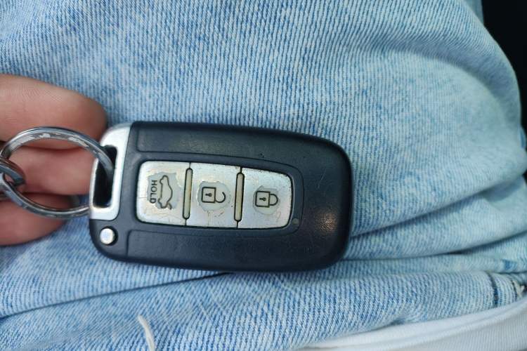 Used Hyundai Elantra (5th Generation / Langdong) 2012 1.6L Automatic Prestige Model Vehicle Key