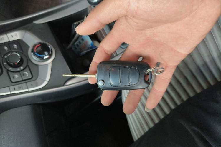 Used Hyundai Elantra (5th Generation / Langdong) 2012 1.6L Manual Fashion Edition Vehicle Key
