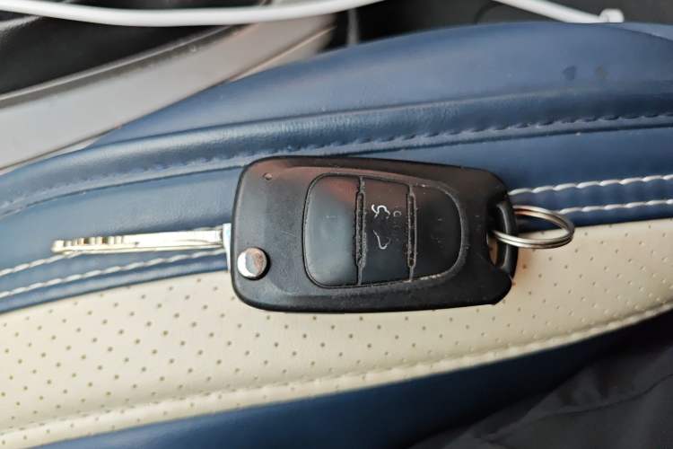 Used Hyundai Elantra (5th Generation / Langdong) 2012 1.6L Manual Fashion Edition Vehicle Key