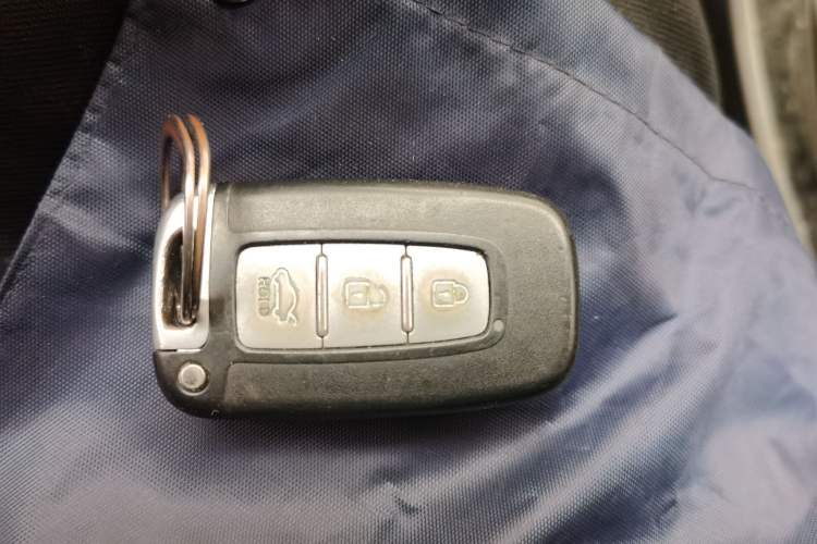 Used Hyundai Elantra (5th Generation / Langdong) 2012 1.6L Manual Leading Model Vehicle Key