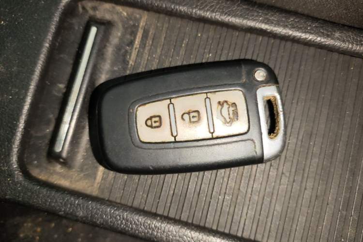 Used Hyundai Elantra (5th Generation / Langdong) 2012 1.6L Manual Leading Model Vehicle Key