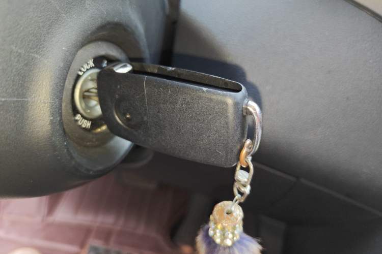 Used Hyundai Elantra (5th Generation / Langdong) 2012 1.6L Automatic Fashion Edition Vehicle Key