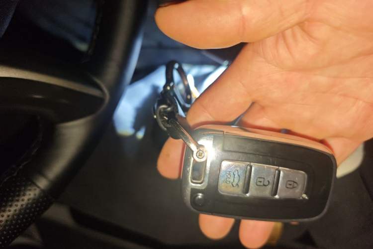 Used Hyundai Elantra (5th Generation / Langdong) 2012 1.6L Manual Leading Model Vehicle Key