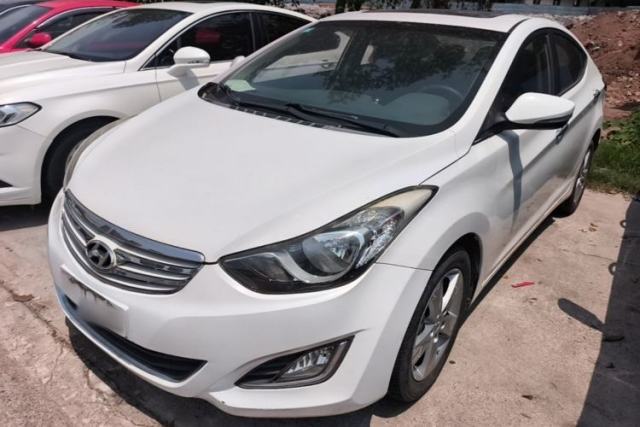 Ojetý Hyundai Elantra (5th Generation / Langdong) 2012 1.6L Manual Leading Model