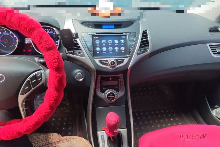 Used Hyundai Elantra (5th Generation / Langdong) 2012 1.6L Automatic Prestige Model Audio And AC Panel
