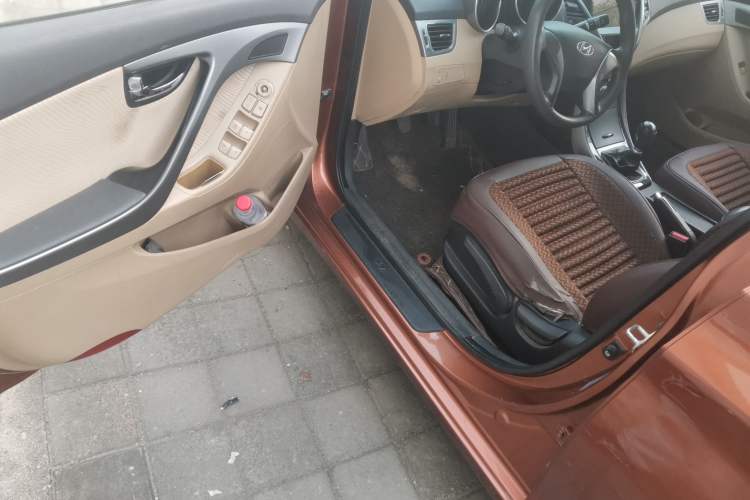Used Hyundai Elantra (5th Generation / Langdong) 2012 1.6L Manual Leading Model Driver Seat