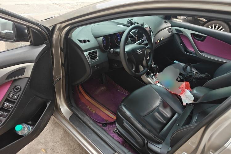 Used Hyundai Elantra (5th Generation / Langdong) 2012 1.6L Automatic Fashion Edition Driver Seat