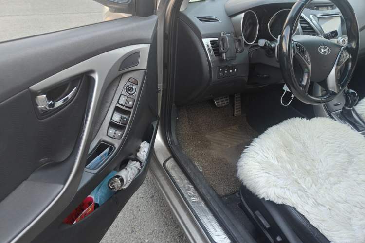 Used Hyundai Elantra (5th Generation / Langdong) 2012 1.8L Automatic Prestige Model Driver Seat