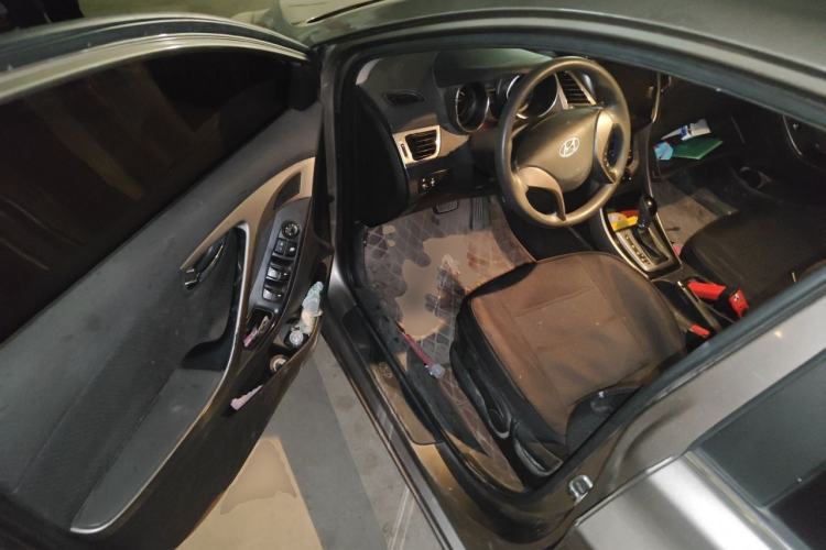 Used Hyundai Elantra (5th Generation / Langdong) 2012 1.6L Automatic Leading Model Driver Seat