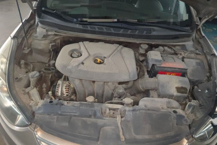 Used Hyundai Elantra (5th Generation / Langdong) 2012 1.8L Automatic Prestige Model Engine Bay