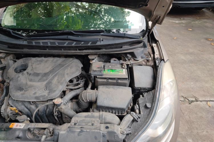 Used Hyundai Elantra (5th Generation / Langdong) 2012 1.6L Automatic Fashion Edition Engine Bay Left