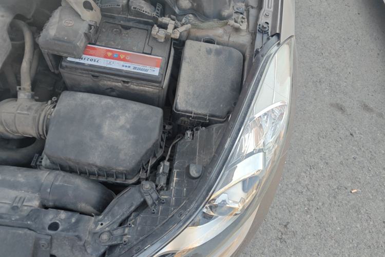 Used Hyundai Elantra (5th Generation / Langdong) 2012 1.8L Automatic Prestige Model Engine Bay Left