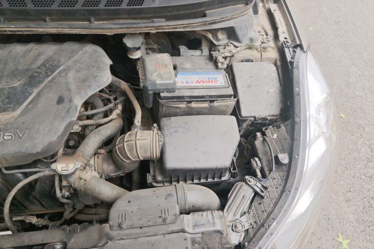 Used Hyundai Elantra (5th Generation / Langdong) 2012 1.6L Automatic Prestige Model Engine Bay Left