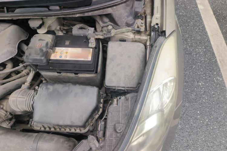 Used Hyundai Elantra (5th Generation / Langdong) 2012 1.6L Manual Fashion Edition Engine Bay Left