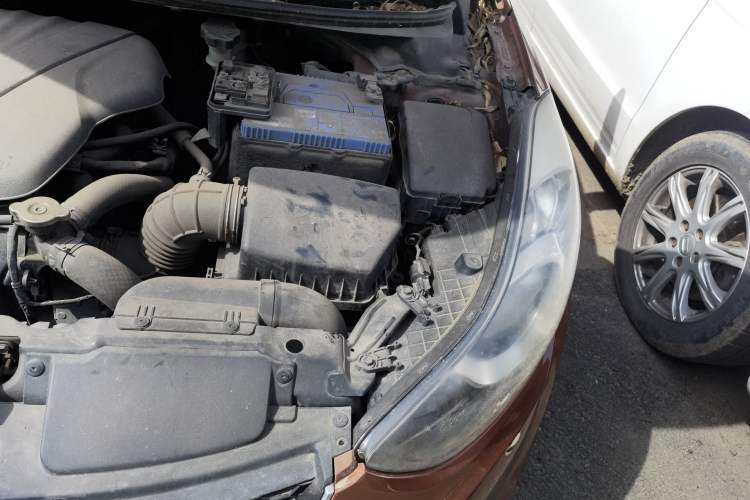 Used Hyundai Elantra (5th Generation / Langdong) 2012 1.6L Manual Leading Model Engine Bay Left