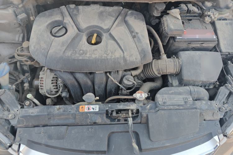 Used Hyundai Elantra (5th Generation / Langdong) 2012 1.8L Automatic Prestige Model Engine Bay