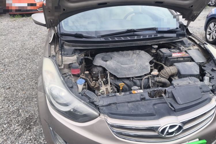 Used Hyundai Elantra (5th Generation / Langdong) 2012 1.6L Manual Fashion Edition Engine Bay Right