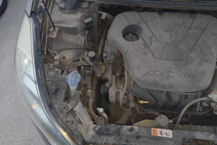 Used Hyundai Elantra (5th Generation / Langdong) 2012 1.6L Manual Leading Model Engine Bay Right