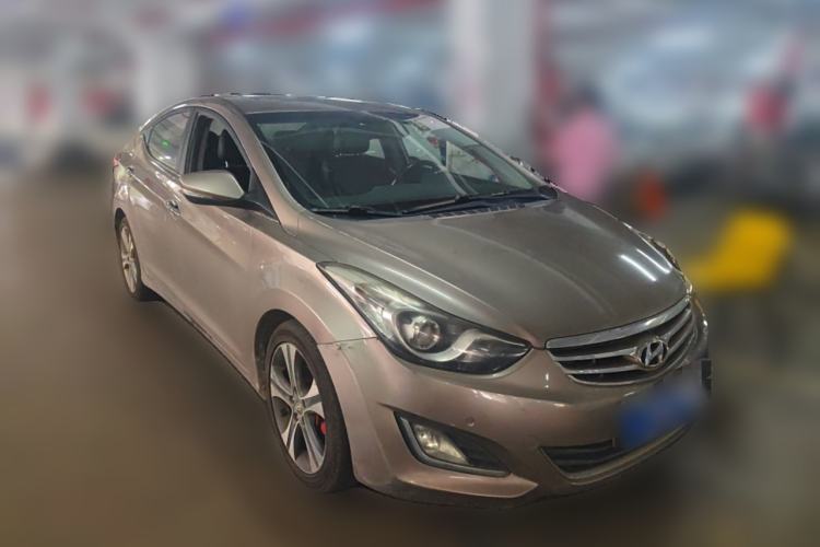 Used Hyundai Elantra (5th Generation / Langdong) 2012 1.8L Automatic Prestige Model Front Right 45 Deg