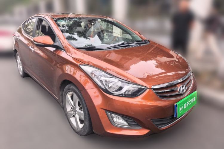 Used Hyundai Elantra (5th Generation / Langdong) 2012 1.6L Manual Leading Model Front Right 45 Deg