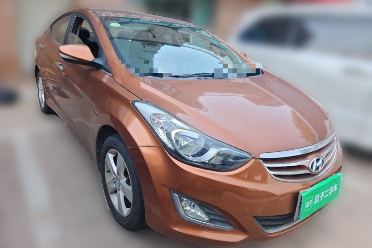 Used Hyundai Elantra (5th Generation / Langdong) 2012 1.6L Automatic Leading Model Front Right 45 Deg