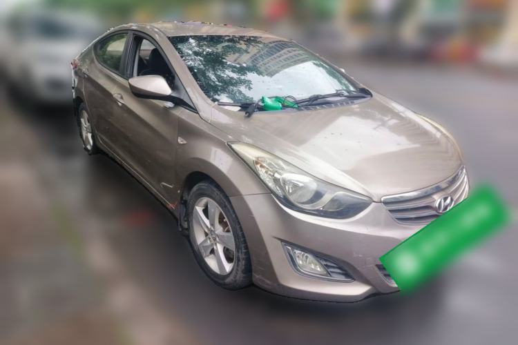 Used Hyundai Elantra (5th Generation / Langdong) 2012 1.6L Manual Fashion Edition Front Right 45 Deg