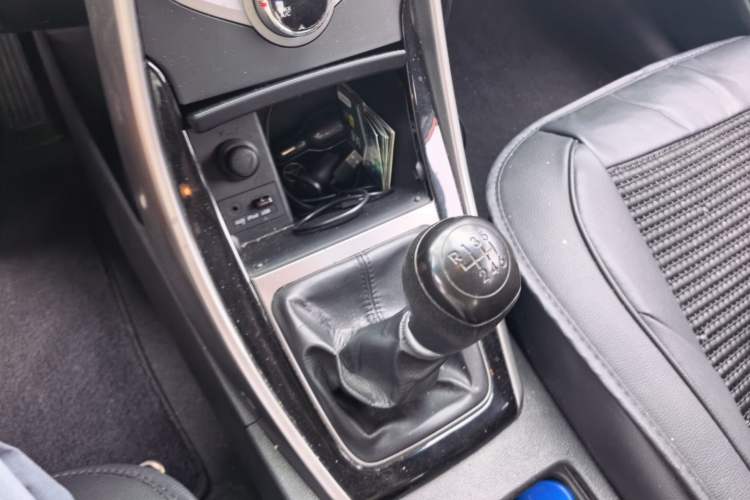 Used Hyundai Elantra (5th Generation / Langdong) 2012 1.6L Manual Leading Model Gear Lever