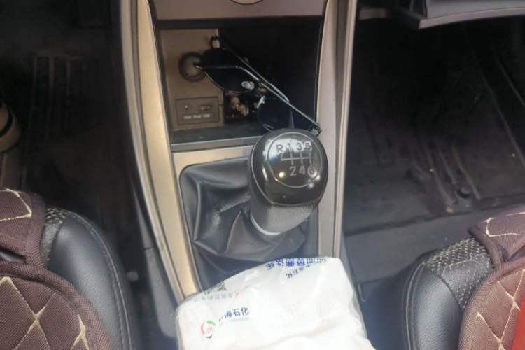 Used Hyundai Elantra (5th Generation / Langdong) 2012 1.6L Manual Fashion Edition Gear Lever