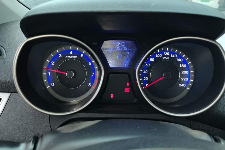 Used Hyundai Elantra (5th Generation / Langdong) 2012 1.6L Automatic Fashion Edition Instrument Cluster