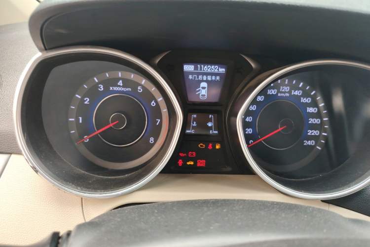 Used Hyundai Elantra (5th Generation / Langdong) 2012 1.6L Manual Leading Model Instrument Cluster