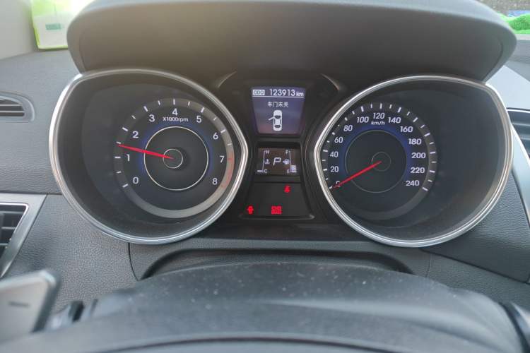 Used Hyundai Elantra (5th Generation / Langdong) 2012 1.8L Automatic Prestige Model Instrument Cluster